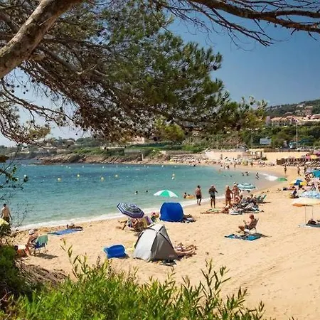 Bas De Villa, Piscine Et *